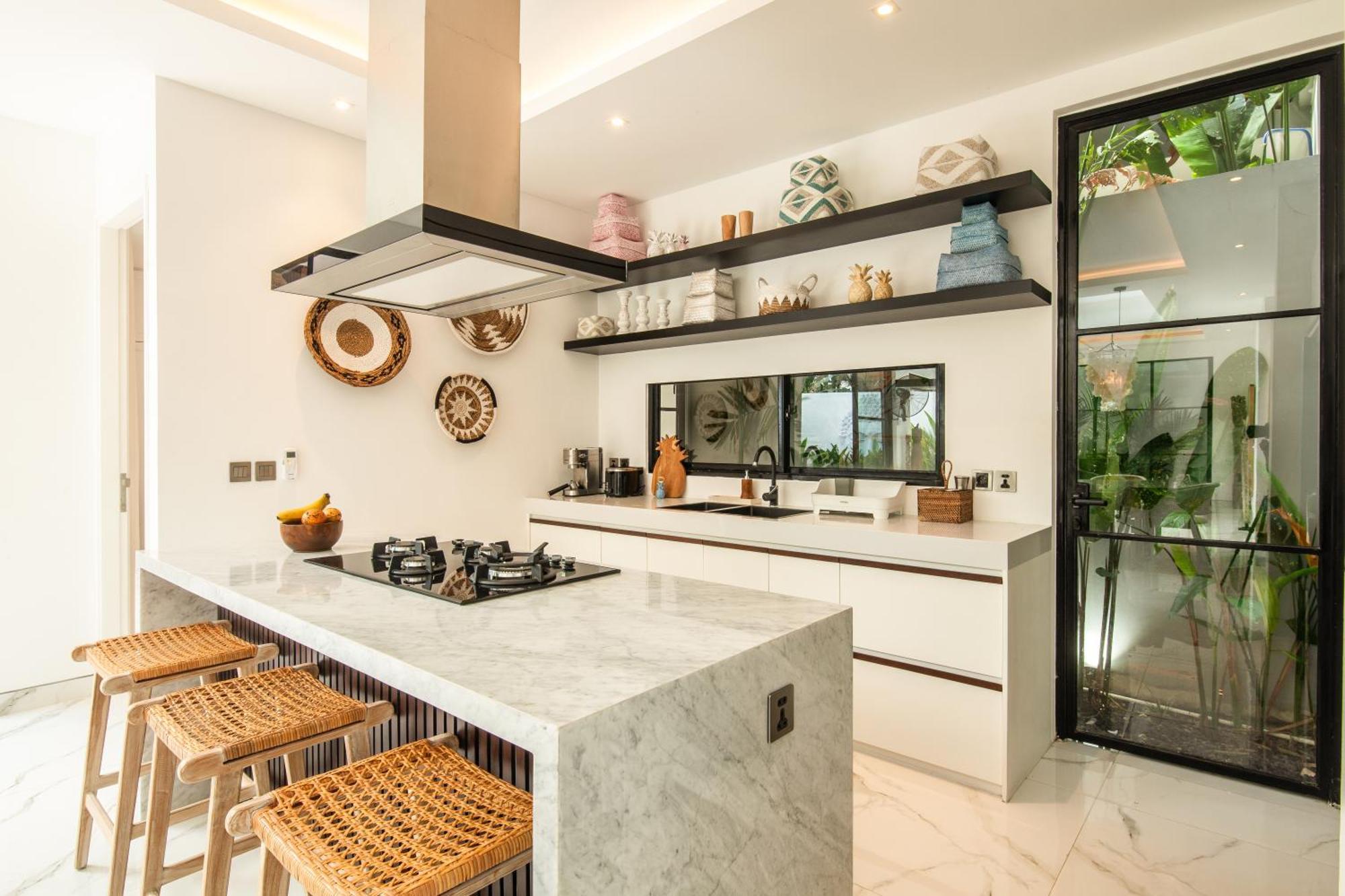 Luxury Villa Devina I Seminyak I Yoga & Gym エクステリア 写真